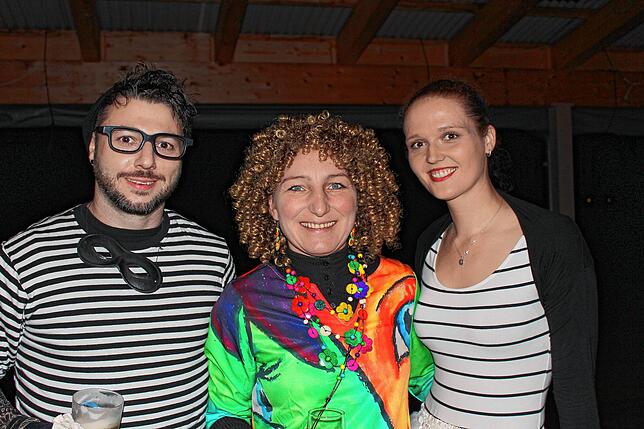 Bild 9: Fasnachtsparty des Turn- und Sportvereins Oberbaldingen am Fasnachtsfreitag: hier gibt´s die Bilder!
