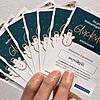 So sehen die diesjährigen Glückslose des Gewinspiels aus – im Bild ist der Code verwischt. Holger Kleinstück