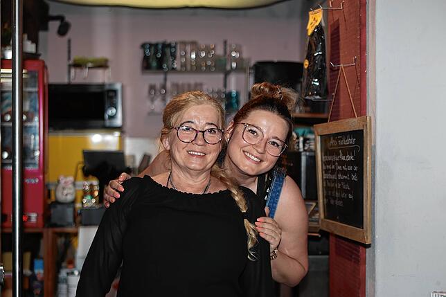 Bild 10: Gassenfreitag am 6. Juni: Hier feiern Einheimische und Besucher in Konstanz