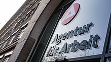 Arbeitslosengeld bekommen Berechtigte nicht auf Dauer. Die Bundesagentur für Arbeit zahlt es nur für eine bestimmte Zeit.