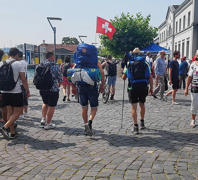 Schweizer Nationalfeiertag ist auch noch.