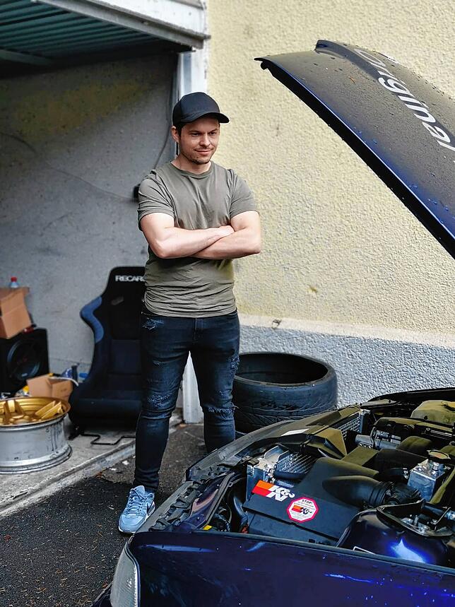 Der gebürtige Karlsruher Christian Martin führt in Schaffhausen einen Autosattler-Betrieb und ist in einer BMW-Gruppe aktiv.