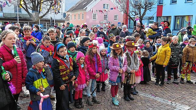 So hatte man es sich gewünscht bei der Geisinger Zunft: Schönes Wetter und trotz Corona einen schönen Kindernachmittag mit den ...