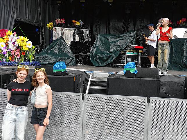 Bild 2: Die besten Bilder der Führung hinter die Kulissen vom Openair-Konzert von Lea in Markdorf