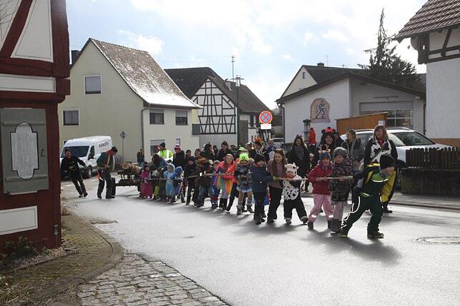 Bild 44: Schmotziger Donnerstag in Mühlingen: Unvergessliche Momente in einzigartigen Bildern!
