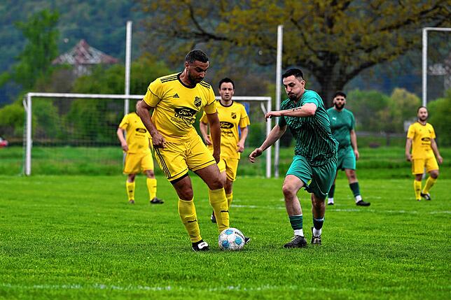 Bild 6: SV Schwörstadt unterliegt mit 1:5 bei der SG Nollingen/Degerfelden – und wir haben Fotos!