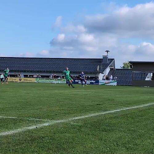 Freddy Happle erhöht auf 0:2