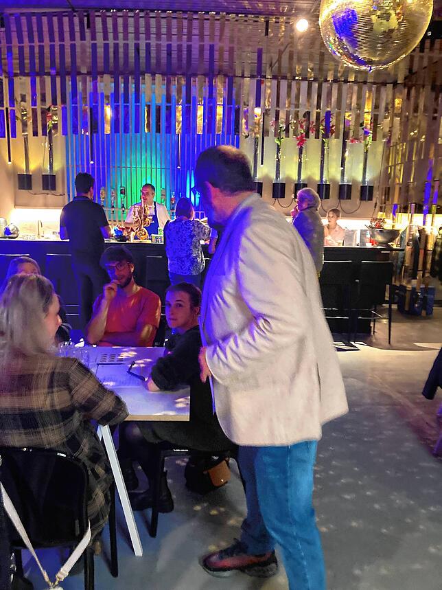 Bild 6: Rätselspaß pur: Das sind die besten Bilder der ersten SÜDKURIER-Quiznacht