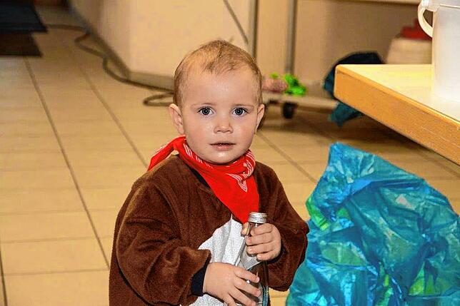 Bild 12: Fasnacht in Mühlingen: Umzug, Narrenkutsche und Spaß für Kinder bei der Sunnelöscherzunft!