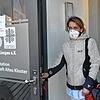 Iwona Bartosch, Krankenschwester bei der Sozialstation, muss während der Corona-Krise noch mehr auf Hygienevorschriften achten als sonst.