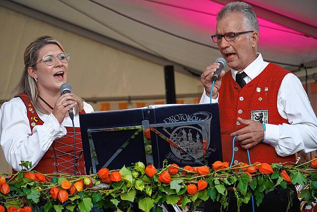 Bild 26: Hunderte Besucher genossen das 52. Bermatinger Weinfest