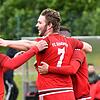 Sieben auf einen Streich: Mit der 7 auf dem Rücken erzielte Tim Eckert für den FC Schönau II sieben Tore zum kuriosen 8:7-Erfolg beim SV ...