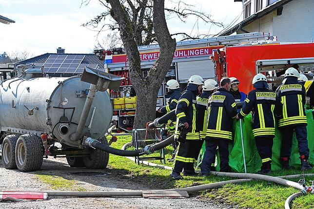 Da es in Mühlingen mit dem Löschwasser zum Teil nicht einfach ist, gibt es einen Plan: Mit Güllefässer, die 6000 Liter fassen wird ...