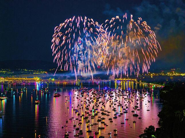 Bild 7: Wow! So atemberaubend schön ist das Feuerwerk 2025 beim Konstanzer Seenachtfest