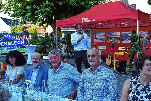 Bild 9: Die besten Bilder von der Langen Tafel zum Gemeindejubiläum