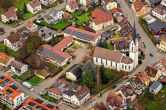 Luftaufnahme von Ludwigshafen: Wie hoch sind hier die Mieten im Durchschnitt tatsächlich? Unterschiedliche Angaben in zwei ...