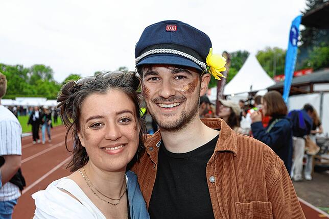 Bild 7: Zum Start des Campus-Festival kommen tausende Fans ins Bodenseestadion
