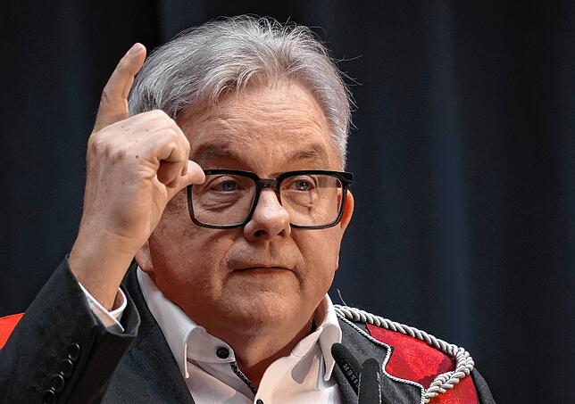 Bild 16: Alle Bilder vom Männerfrühschoppen der Narrizella Ratoldi 2024