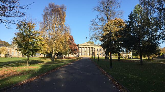 Die Dollar Academy in Schottland, hier das Hauptgebäude, ist für ein Schuljahr das Zuhause von Jacqueline Hesse aus Tiengen. Im Juni ...