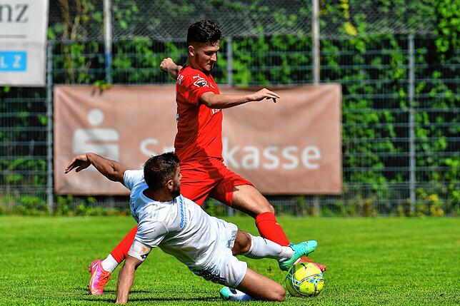 Bild 12: SV 08 Laufenburg startet mit einem Remis bei der U23 des Freiburger FC in die Saison &ndash; und wir haben Bilder!