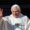 Papst Benedikt XVI. wird Fehlverhalten im Umgang mit vier Fällen von sexuellem Missbrauch während seiner Zeit als Erzbischof des Bistums ...