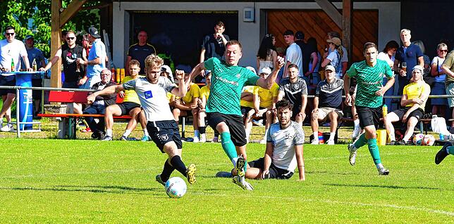 Bild 17: SV Buch besiegt den FC Zell deutlich mit 5:1 – und wir haben Fotos!