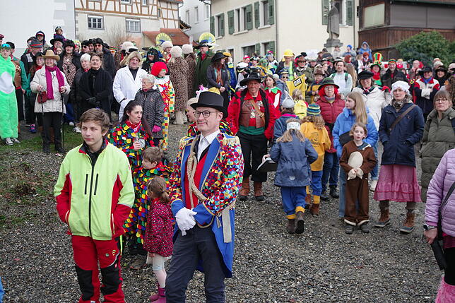 Bild 11: Piraten stürmen das Rathaus in Öhningen: Diese Fasnacht-Bilder müssen Sie sehen!