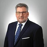 Der Landesvorsitzende der Polizeigewerkschaft DPolG Baden-Württemberg, Ralf Kusterer. Als Gewerkschafter kritisiert er das ...