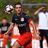 Erleichterung und Erinnerung: Yannik Lais schickte nach dem gesicherten Ligaverbleib des FC Schönau einen stillen Gruß &bdquo;nach ...