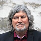 Gerhard Zahner ist Strafverteidiger und Buchautor.