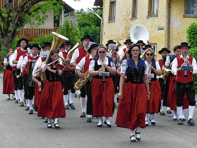 Bild 22: Gute Laune beim Mostfest in Bermatingen-Ahausen
