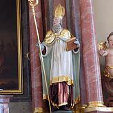Die Statue des St. Leodegar am Hochaltar.