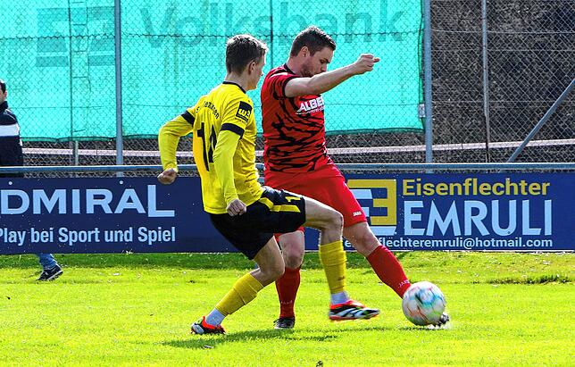 Bild 25: Die besten Bilder vom Linzgauderby zwischen FV Walbertsweiler-Rengetsweiler und SV Denkingen