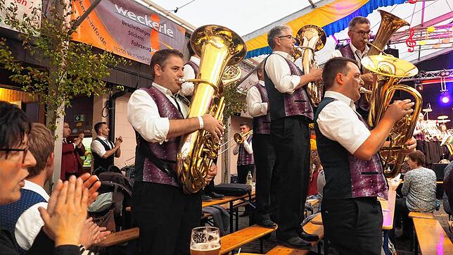 Zünftige Blasmusik gehört zum Markenzeichen des Oktoberfestes in Wiechs am Randen. Es findet vom 7. bis 9. Oktober statt.