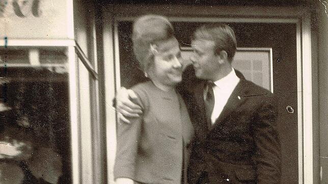 Nachdem sich Günter und Jutta Bastian im Café Schorp in Döggingen 1963 bei einer Fasnetveranstaltung kennen gelernt haben, haben sie ...