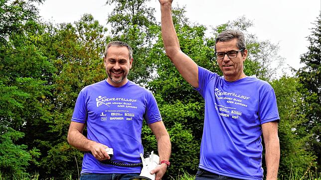 Bereits für Start: Die Haupt-Organsiatoren des Wehratallaufs Günter Schönauer und Kurt Wymann.