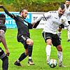 Wechsel: Denis Omerovic (rechts, im Spiel gegen den VfR Hausen) verlässt Landesligist FSV Rheinfelden und spielt künftig beim ...