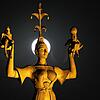 Eine Heilige war die echte Imperia nicht &ndash; auch wenn es auf diesem Archivbild so wirkt, als hätte die nach ihr benannte Statue ...