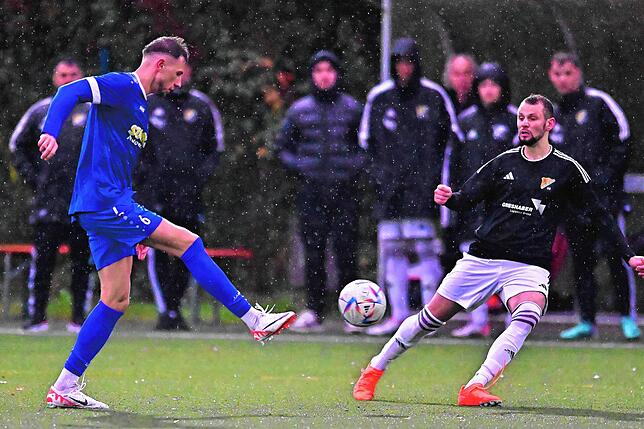 Bild 8: SV 08 Laufenburg sichert ein 1:1 gegen FC Waldkirch &ndash; und wir haben die Bilder!