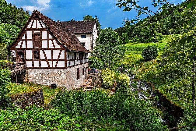 Regelmäßig geben die Mühlenführer einen Einblick in die Mühle und ihre Geschichte. Ab 1. Mai sind wieder Führungen durch das historische ...