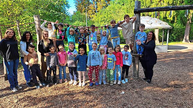 21 Kinder besuchen die Klasse 1a der Hans-Thoma-Schule in Warmbach. Klassenlehrerin ist Jasmina Hartmann (links).