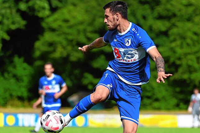 Bild 24: FC Erzingen siegt 4:1 im Hinspiel zum Landesliga-Aufstieg beim FC Emmendingen &ndash; wir haben Bilder