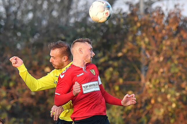 Bild 9: FSV Rheinfelden rettet beim FV Herbolzheim das 1:1 über die Zeit &ndash; und wir haben die Bilder!