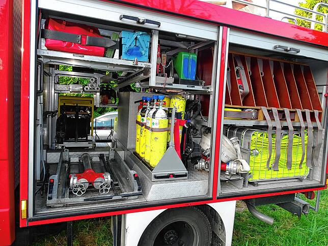 Bild 7: Heiligenberger Feuerwehr übt bei der Hofstetter Mühle