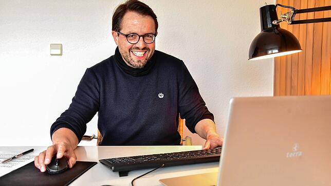 Architekt Stefan Blum muss versuchen, die Vorgaben des Bauherrn mit den Gegebenheiten, die der Rote Löwen bietet, unter einen Hut zu ...