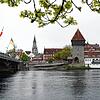 Früher führte eine Brücke direkt zum Rheintorturm. Nach dem großen Brückenbrand am 1. Juni 1856 wurde sie nicht wieder aufgebaut, ...