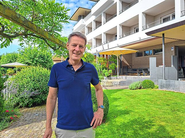 „Wir sind ein bunter Haufen“, sagt Frank Hallerbach über das Team des Seehofs Immenstaad.