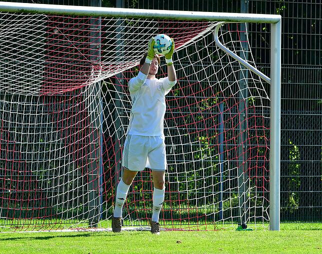 Bild 12: SV Herten holt nach 3:0-Führung nur ein 3:3 beim FV Lörrach-Brombach II &ndash; SV Herten &ndash; und wir haben Bilder!