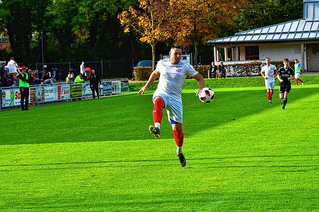 Bild 9: VfB Waldshut siegt mit 3:0 beim FV Lörrach-Brombach II &ndash; und wir haben Bilder!