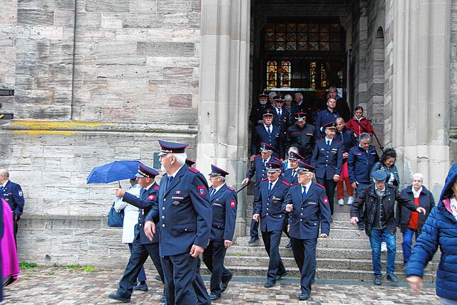 Bild 30: Floriansmesse mit den Feuerwehrabteilungen des Landkreises